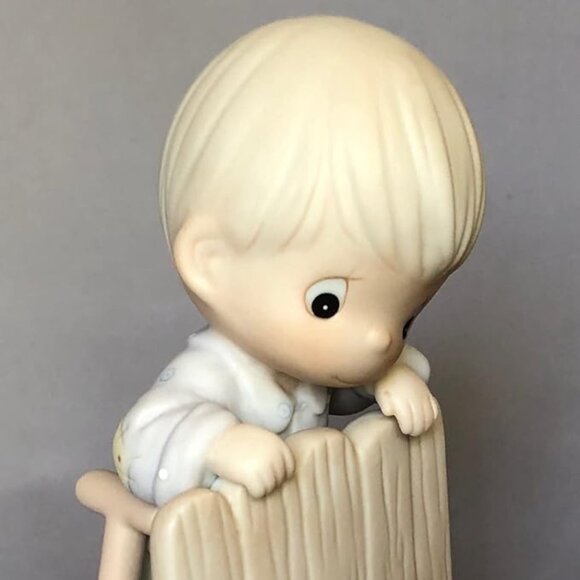 Precious Moments “It May Be Greener, But It’s Just As Hard To Cut” #163899, 1995 - Picture 6 of 11